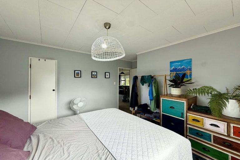 Photo of property in 3 Kaimata Street, Brooklands, New Plymouth, 4310