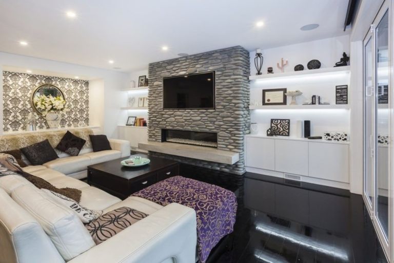 Photo of property in 107 Office Road, Merivale, Christchurch, 8014