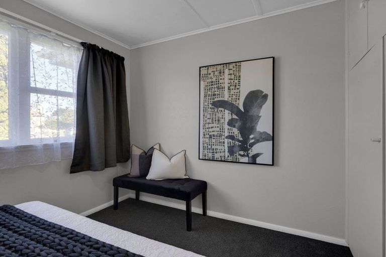 Photo of property in 16 Verel Street, Fairfield, Hamilton, 3214