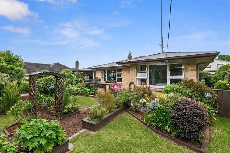 Photo of property in 1 Kiwi Street, Springfield, Rotorua, 3015