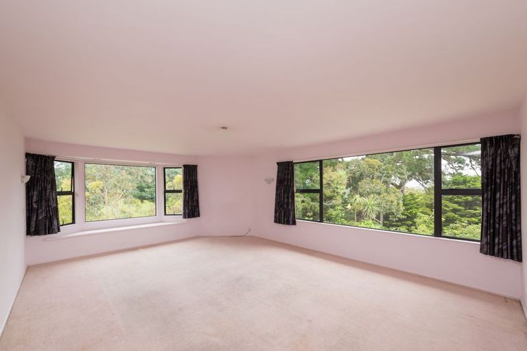 Photo of property in 12a Mountain View Road, Fitzherbert, Palmerston North, 4410