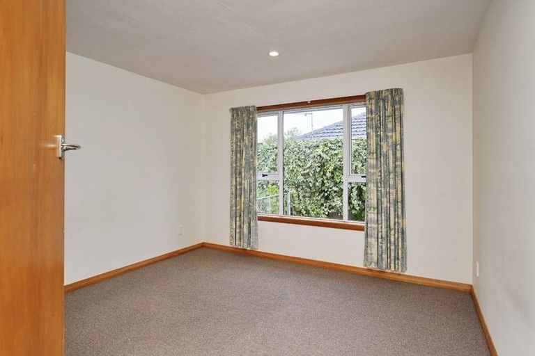 Photo of property in 3 Delph Street, Avonhead, Christchurch, 8042