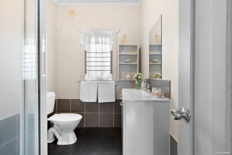 Photo of property in 71 Pah Road, Papatoetoe, Auckland, 2025