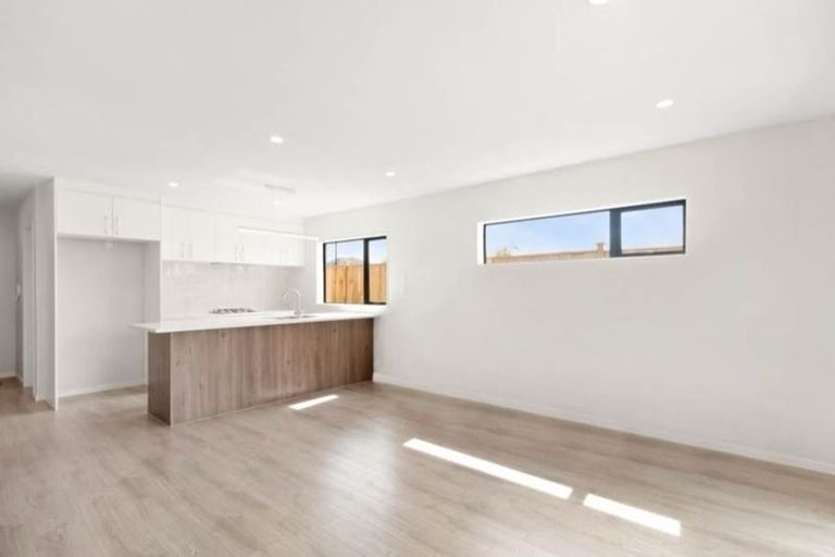 Photo of property in 41 Koroheke Road, Takanini, 2110