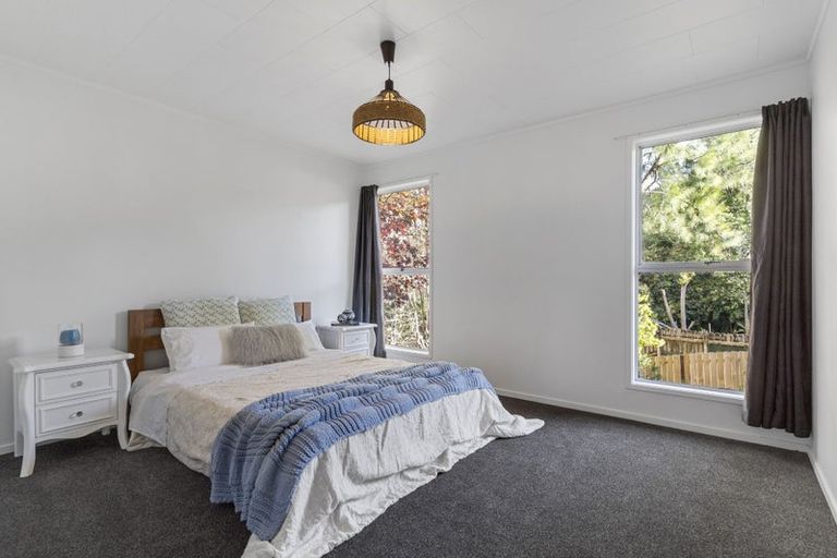 Photo of property in 74 Fitzwater Place, Henderson, Auckland, 0612