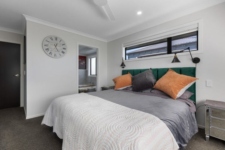 Photo of property in 67a Queen Street, Waitara, 4320