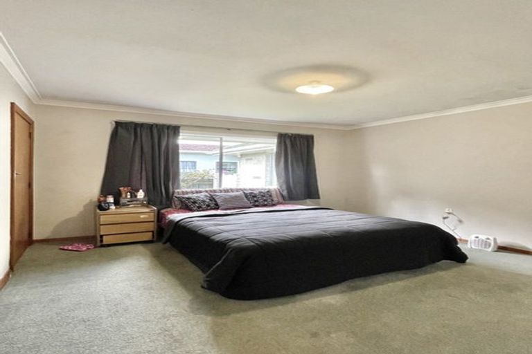 Photo of property in 1/58 Oregon Drive, Maoribank, Upper Hutt, 5018