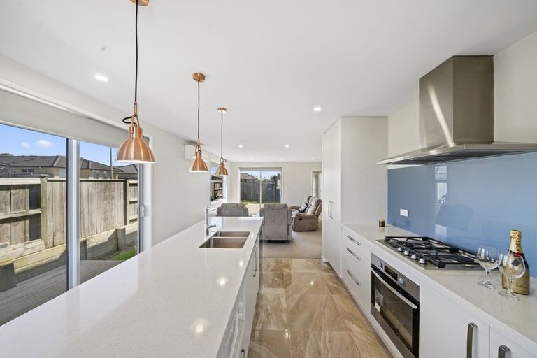 Photo of property in 34 Tawhiti Road, Pukekohe, 2120