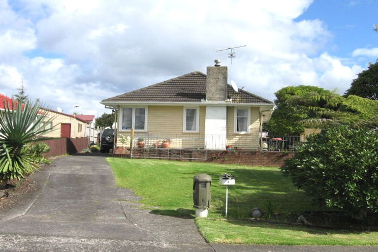 Photo of property in 3 Shamrock Lane, Te Atatu Peninsula, Auckland, 0610