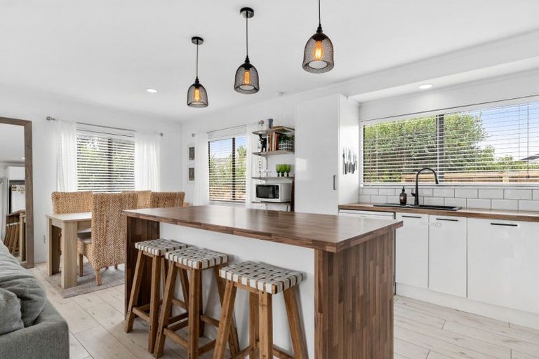Photo of property in 12 Ngarimu Place, Mount Maunganui, 3116