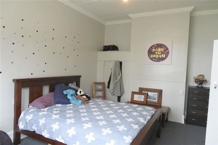 Photo of property in 6 Howard Street, Gore, 9710