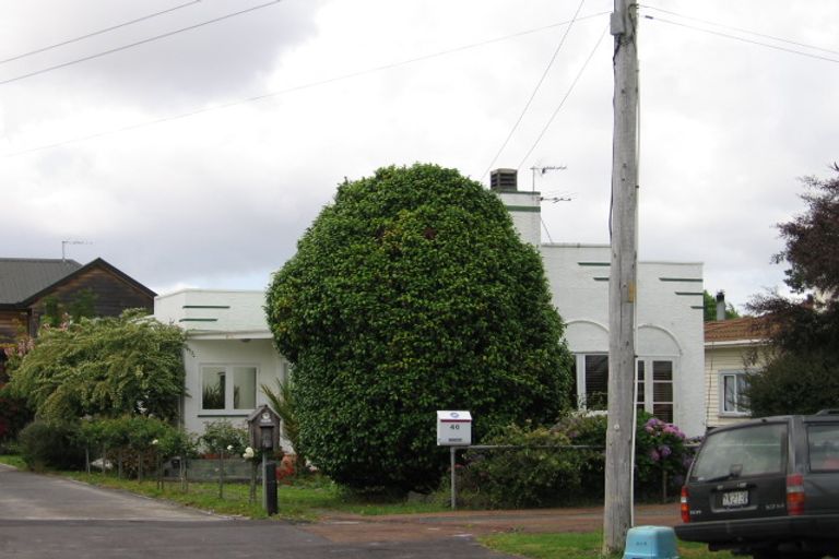 Photo of property in 40 St Michaels Avenue, Point Chevalier, Auckland, 1022