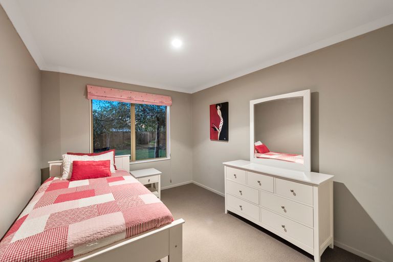 Photo of property in 19 Coleraine Drive, Rototuna, Hamilton, 3210