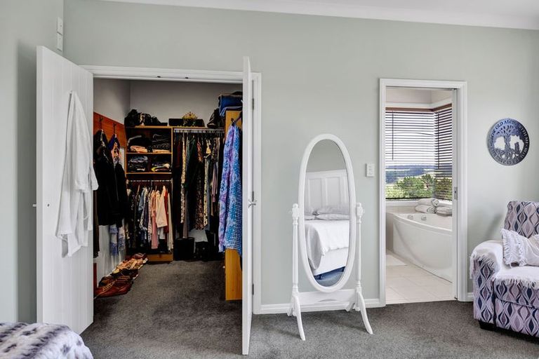 Photo of property in 355 Ngawhini Road, Hawera, 4674