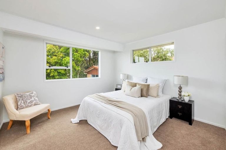 Photo of property in 5 Naviti Place, Browns Bay, Auckland, 0630