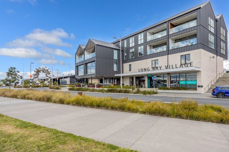 Photo of property in 2a Nerita Place, Long Bay, Auckland, 0630