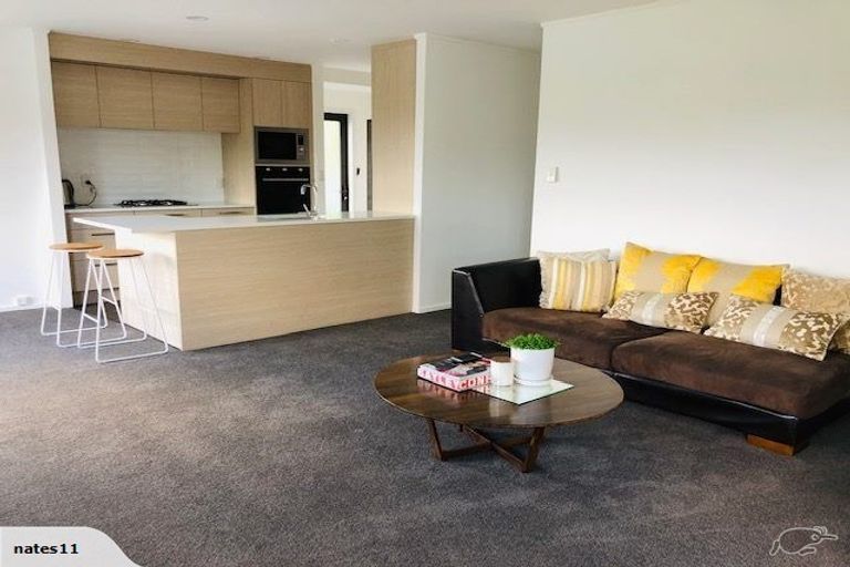 Photo of property in 40 Stillwater Crescent, Stillwater, Silverdale, 0993