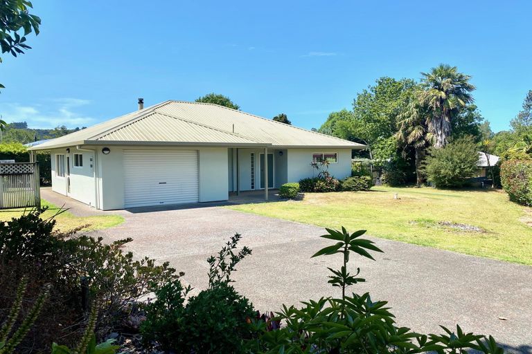 Photo of property in 17 Titoki Place, Kerikeri, 0294