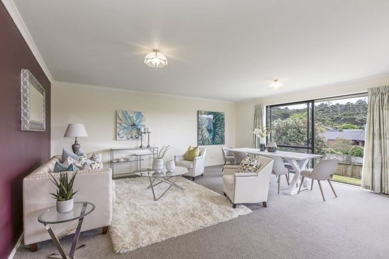 Photo of property in 10 Governor Grey Road, Snells Beach, 0920