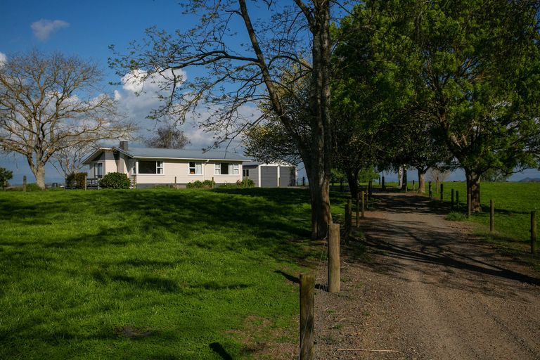 Photo of property in 129 Bell Road, Papamoa, 3187