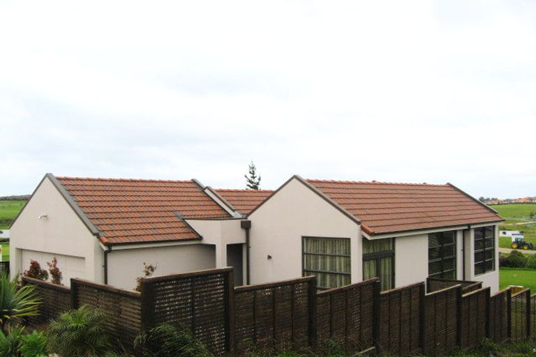 Photo of property in 133 Alec Craig Way, Gulf Harbour, Whangaparaoa, 0930