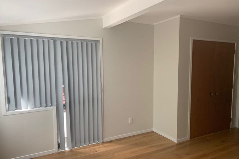 Photo of property in 3/55 Newington Road, Henderson, Auckland, 0612