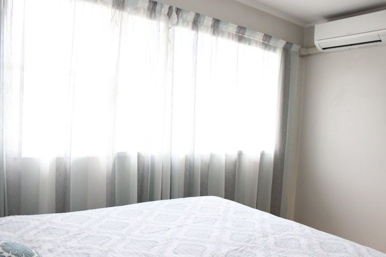 Photo of property in 1/97a Nile Road, Milford, Auckland, 0620