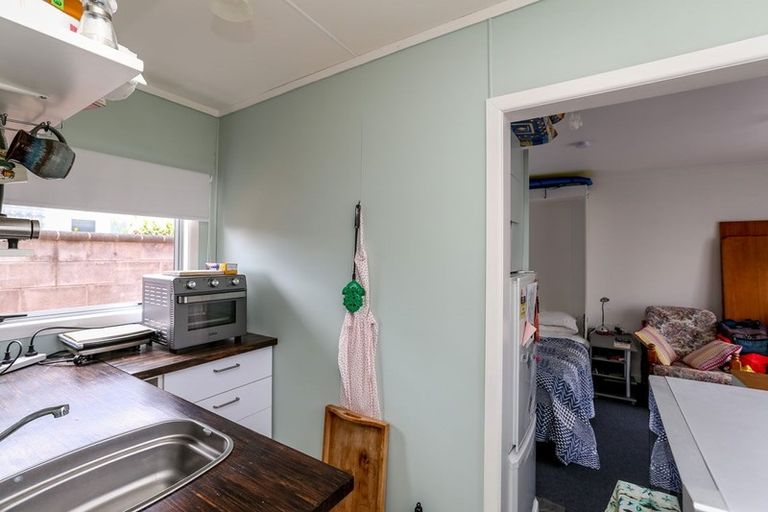 Photo of property in 44b Whiteley Street, Moturoa, New Plymouth, 4310