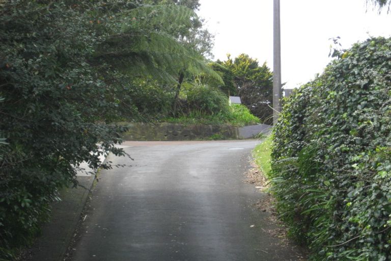 Photo of property in 5 Pembroke Street, Westown, New Plymouth, 4310