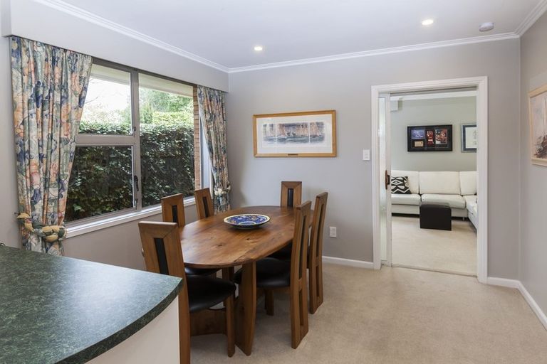 Photo of property in 39 Highfield Place, Avonhead, Christchurch, 8042