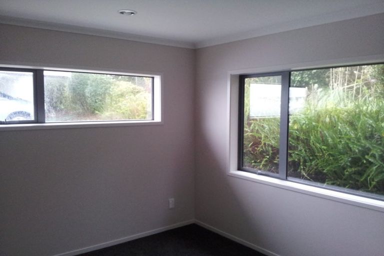 Photo of property in 124 Browns Bay Road, Rothesay Bay, Auckland, 0630