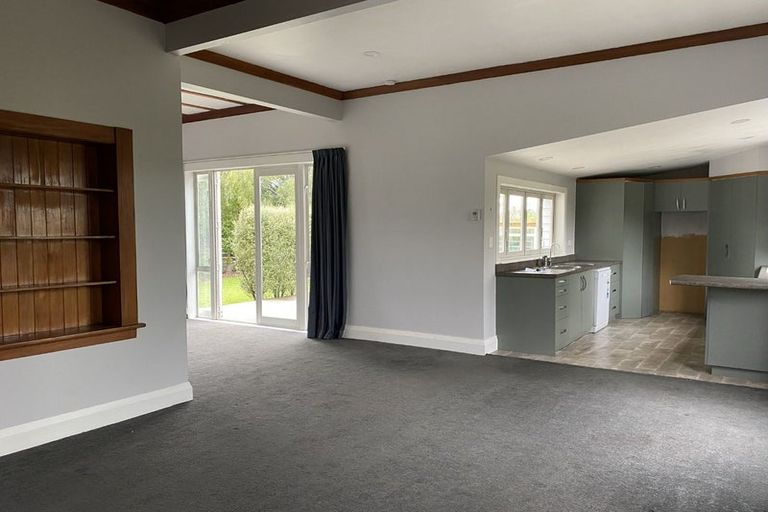 Photo of property in 39 Home Street, Winton, 9720