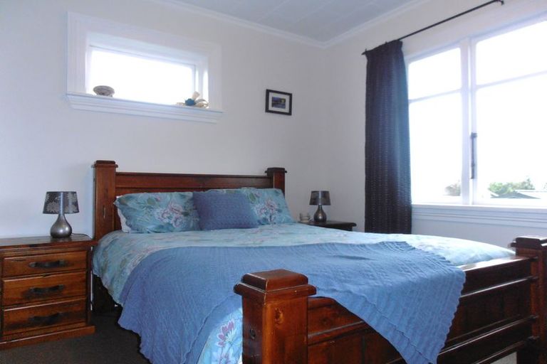 Photo of property in 4 Avenue Road, West End, Timaru, 7910