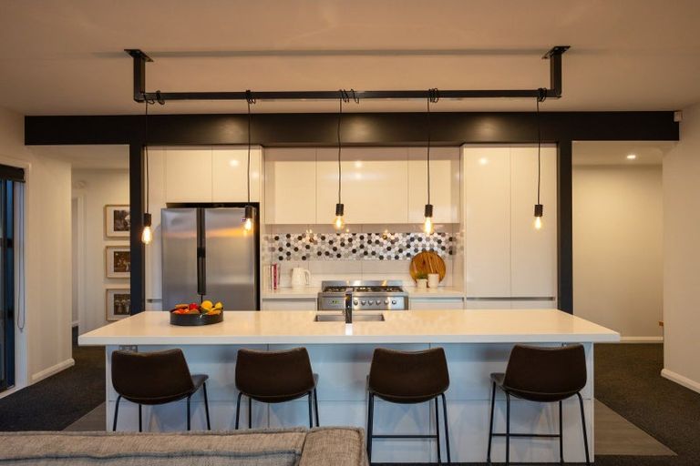 Photo of property in 14 Monaco Grove, Fitzherbert, Palmerston North, 4410