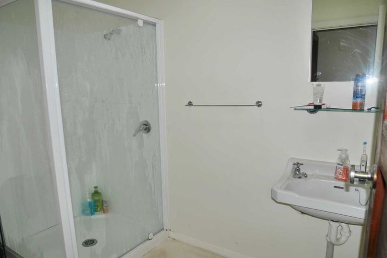 Photo of property in 5 Balgay Street, Upper Riccarton, Christchurch, 8041