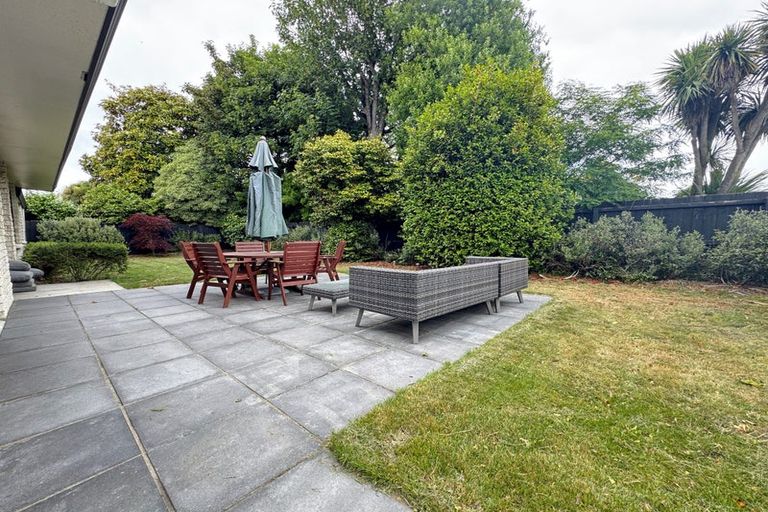 Photo of property in 1/74 Jeffreys Road, Fendalton, Christchurch, 8052