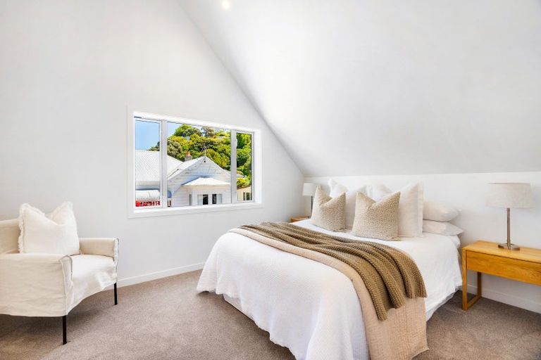 Photo of property in 155 Carlyle Street, Napier South, Napier, 4110