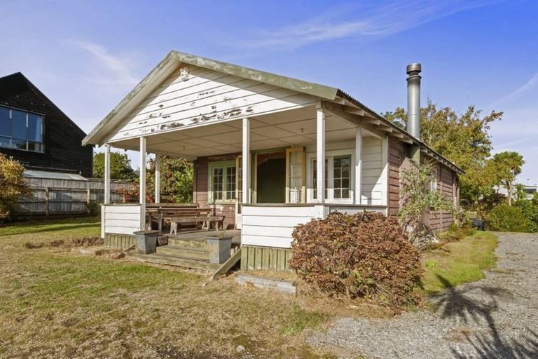 Photo of property in 3 Bernard Street, Two Mile Bay, Taupo, 3330