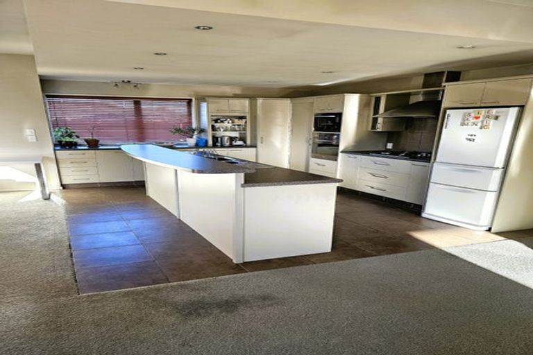 Photo of property in 71 Lamorna Road, Parklands, Christchurch, 8083