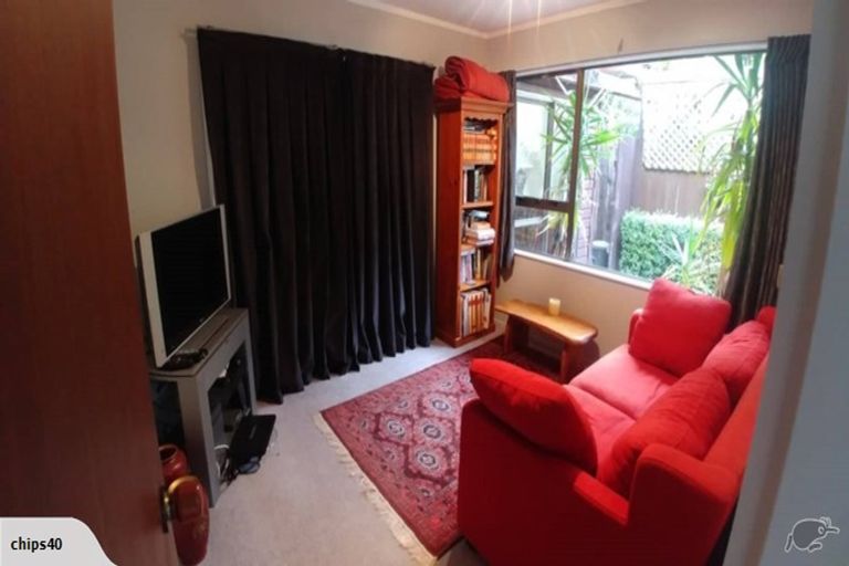 Photo of property in 70a Amapur Drive, Khandallah, Wellington, 6035