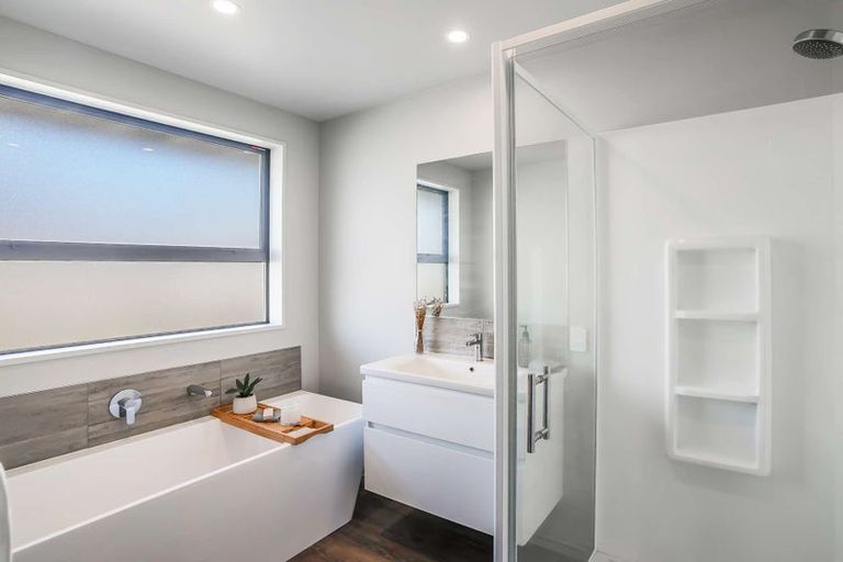 Photo of property in 6 Marcoola Drive, Rolleston, 7614