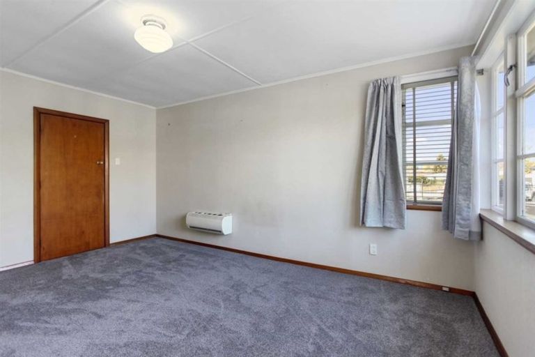 Photo of property in 29 Rowcliffe Crescent, Avonside, Christchurch, 8061