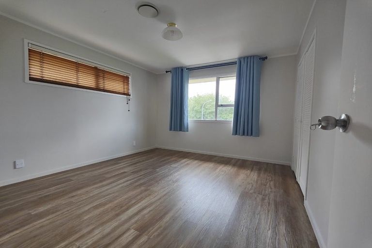 Photo of property in 14 Flamingo Court, Goodwood Heights, Auckland, 2105