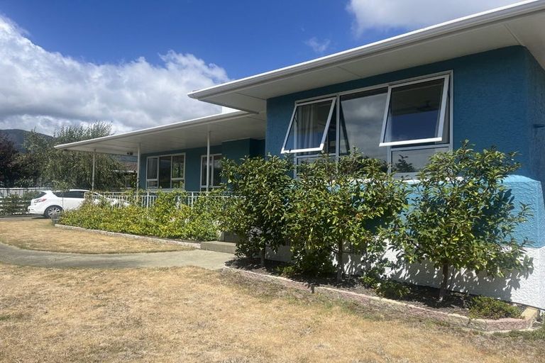 Photo of property in 8 Lemari Avenue, Stoke, Nelson, 7011