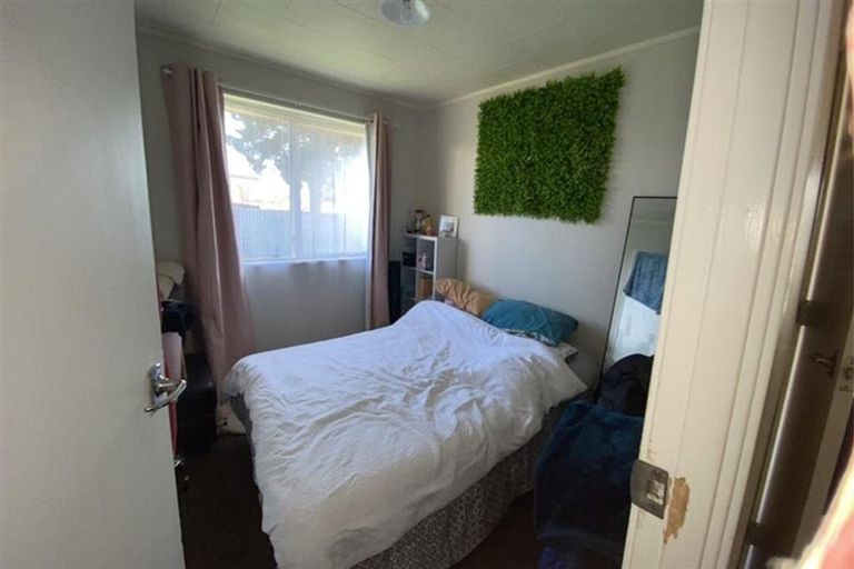 Photo of property in 353 Flaxmere Avenue, Flaxmere, Hastings, 4120