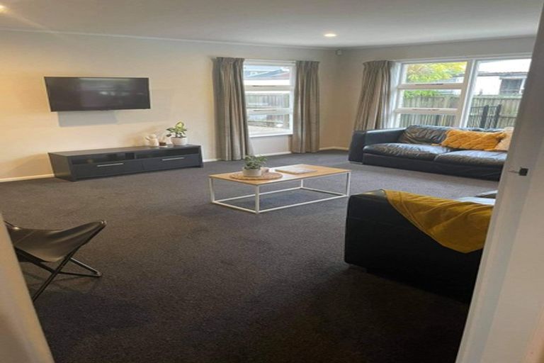 Photo of property in 145 Wairakei Road, Bryndwr, Christchurch, 8053