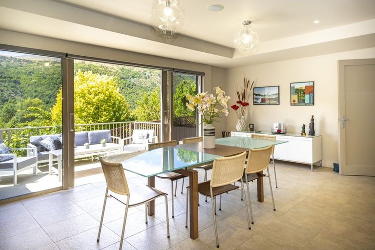 Photo of property in 21 Hood Crescent, Arrowtown, 9302