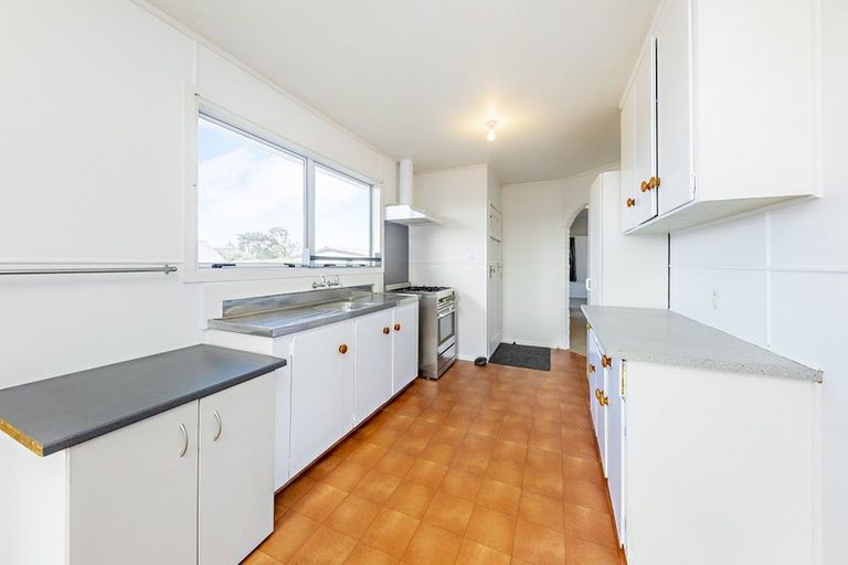 Photo of property in 43 Mckinstry Avenue, Mangere East, Auckland, 2024