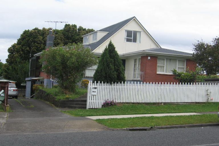 Photo of property in 133 Reeves Road, Pakuranga Heights, Auckland, 2010