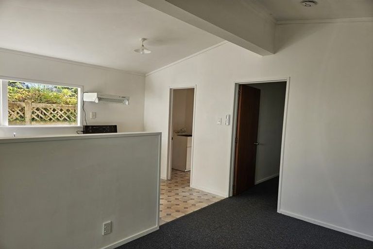 Photo of property in 41 Weston Avenue, Roslyn, Palmerston North, 4414